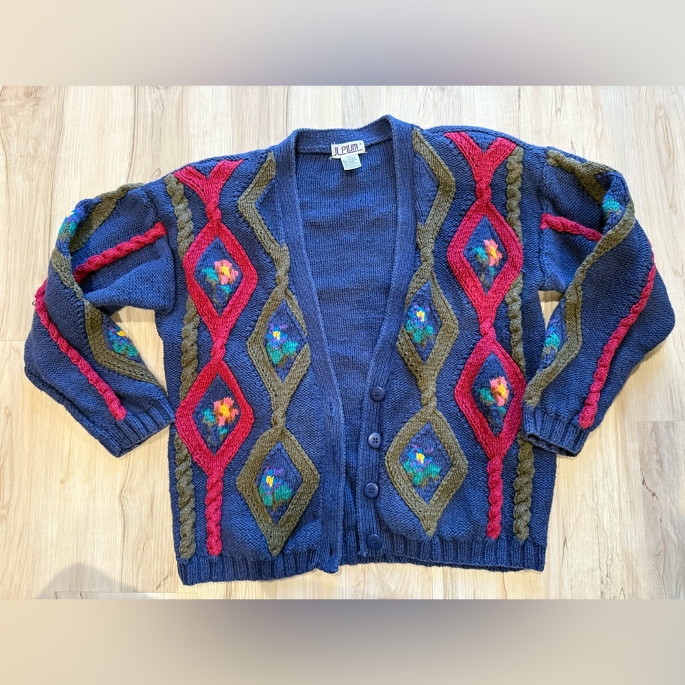 Vintage 1980s JL Plum Women's Vibrant Knit Cardigan large